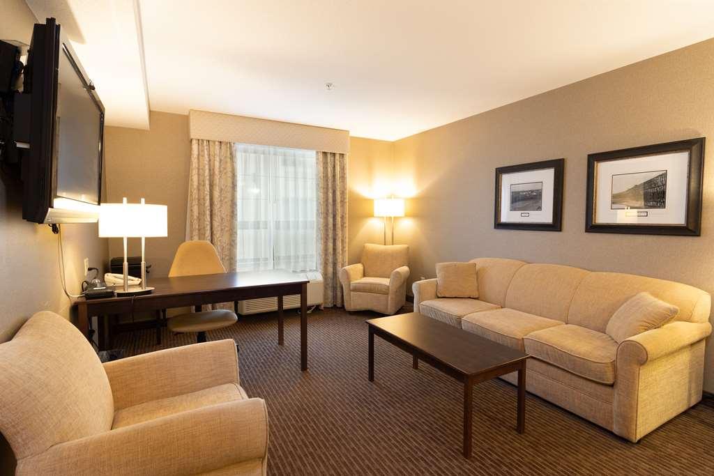 The Kanata Saskatchewan Hotel